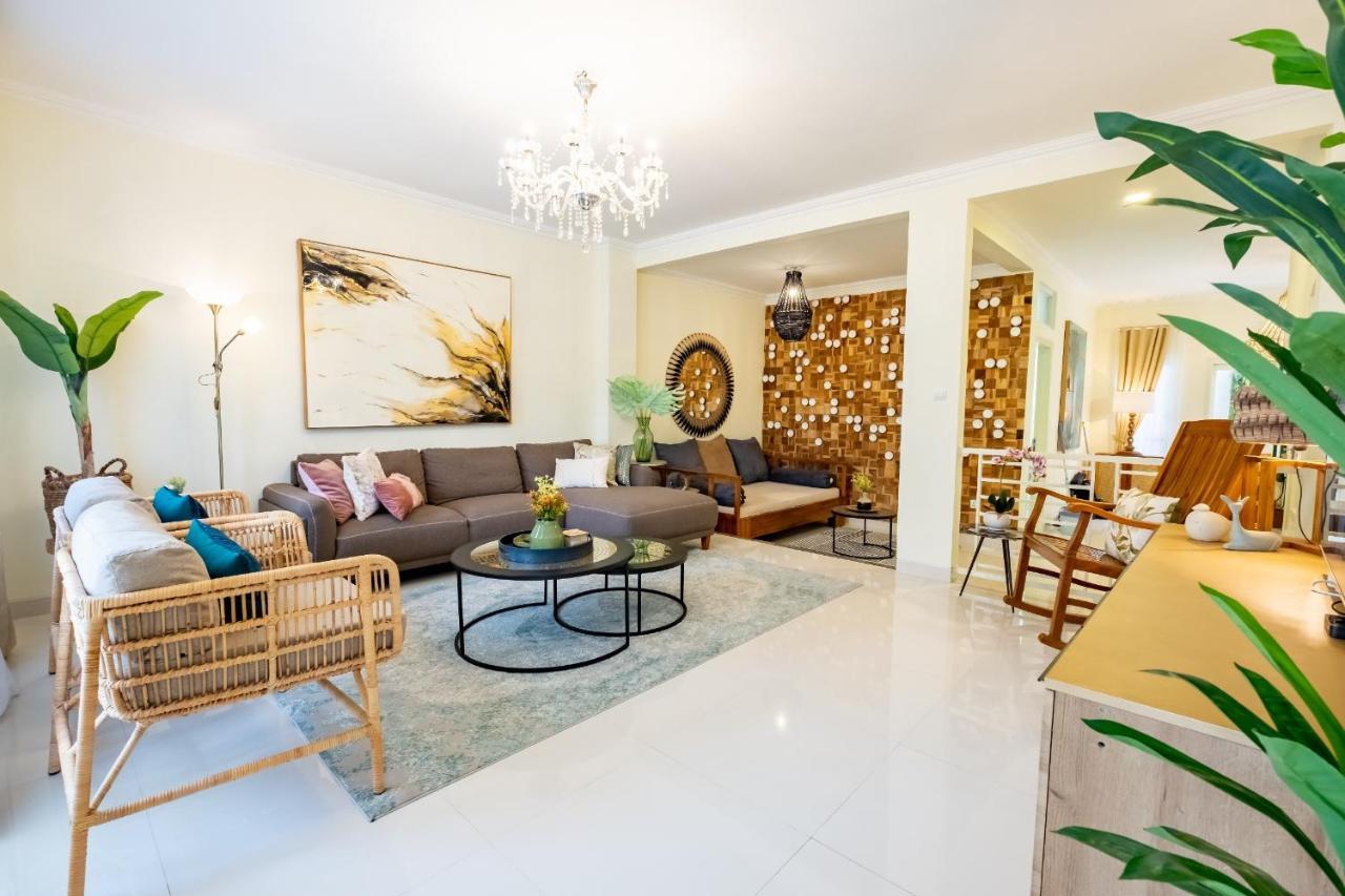 Siji Plemburan Vacation Home Kejayan Ngoại thất bức ảnh