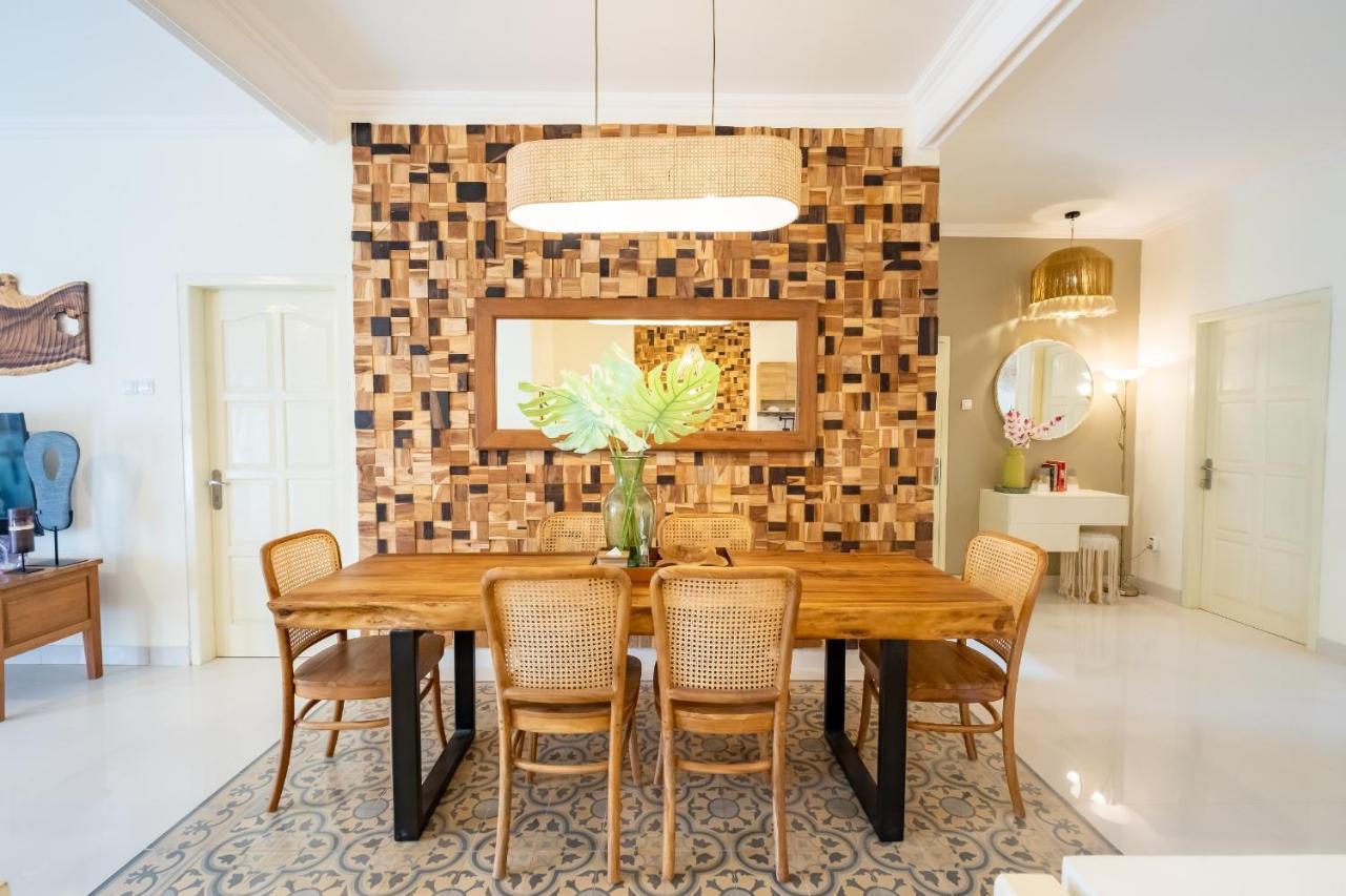 Siji Plemburan Vacation Home Kejayan Ngoại thất bức ảnh