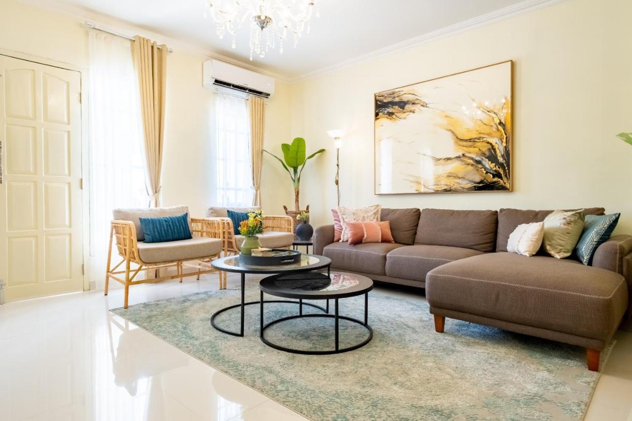 Siji Plemburan Vacation Home Kejayan Ngoại thất bức ảnh