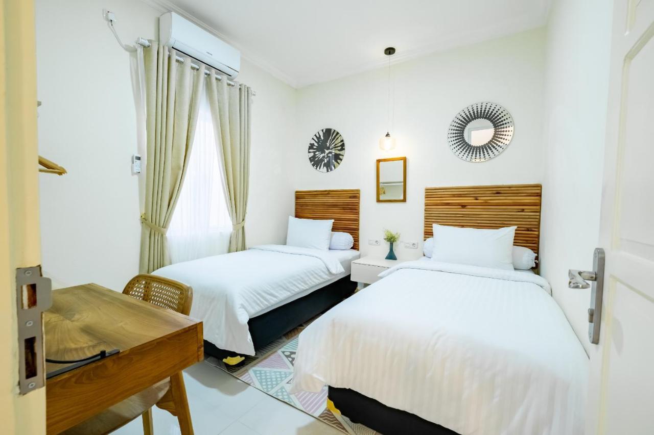 Siji Plemburan Vacation Home Kejayan Ngoại thất bức ảnh